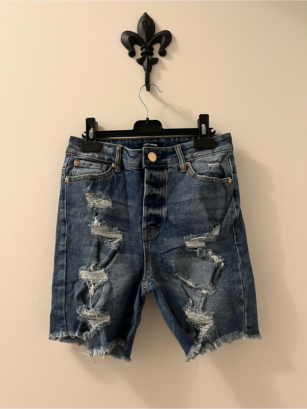 Fashion Nova Distressed Dark Blue Denim Jean Shorts